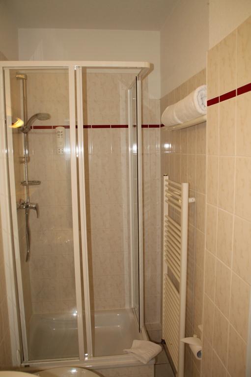 Hotel Am Rugard Bergen Auf Rugen Szoba fotó