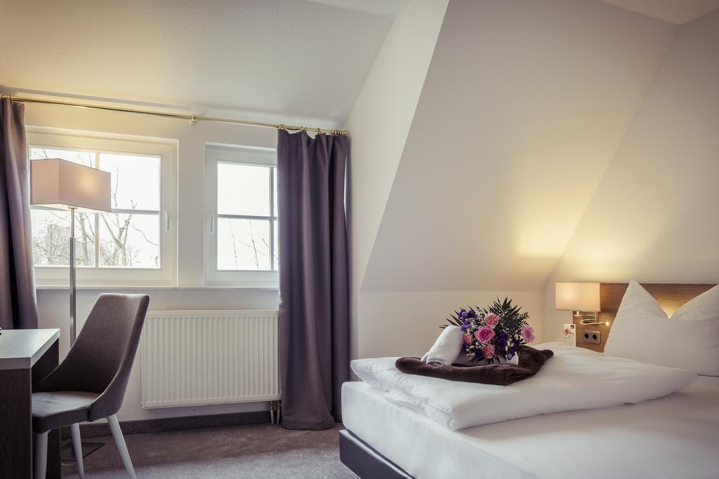 Hotel Am Rugard Bergen Auf Rugen Kültér fotó